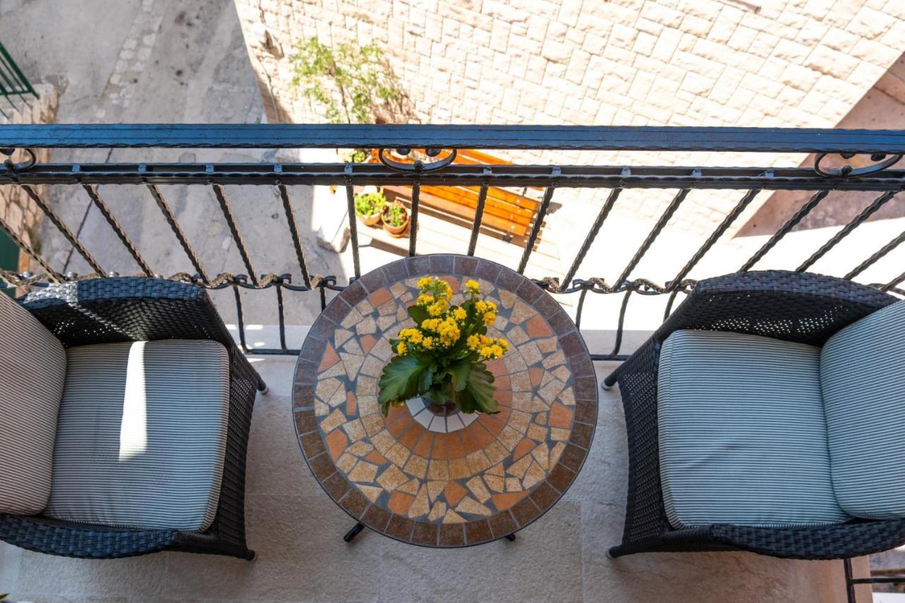 Apartments Linda Макарска Екстериор снимка