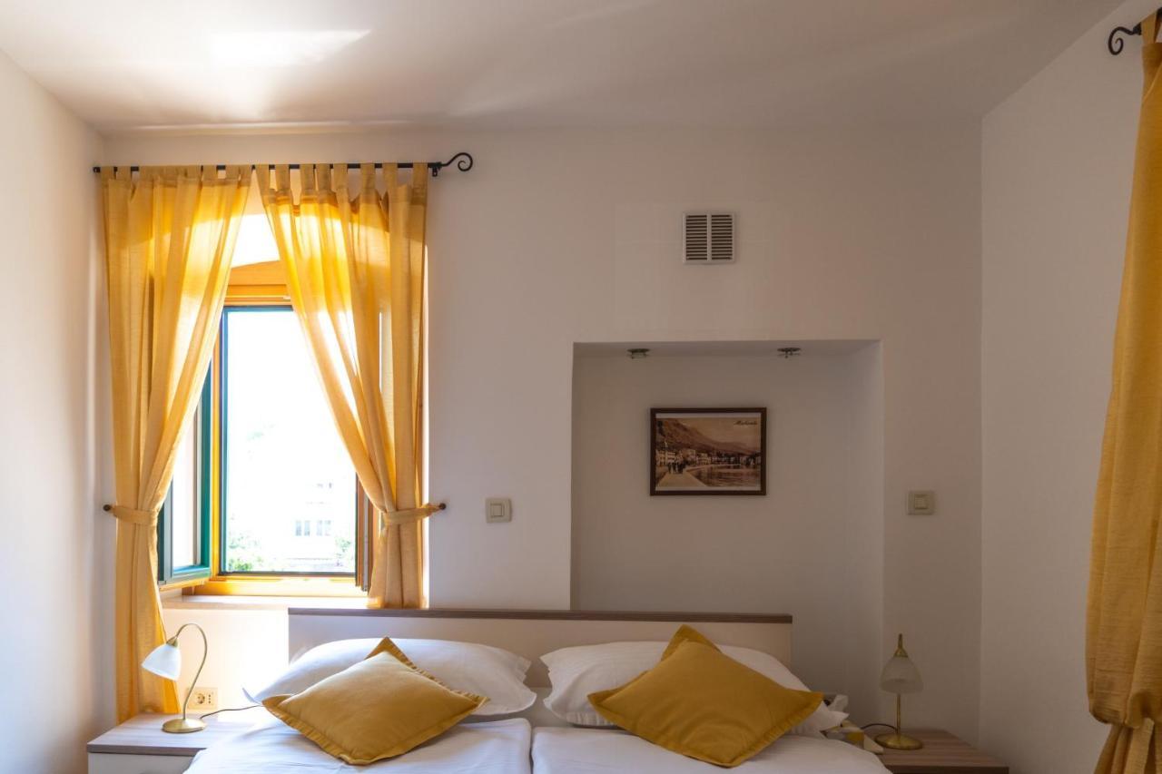 Apartments Linda Макарска Екстериор снимка